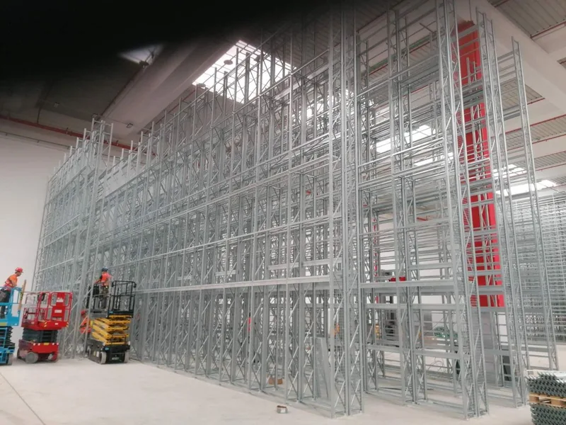 High-bay pallet racking installation — Bergamo, Italy