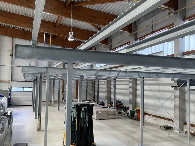 Steel mezzanine structure — Berlin, Germany