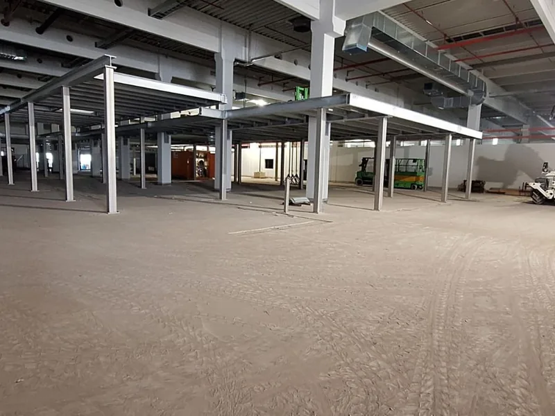 Steel mezzanine installation — Bielefeld, Germany