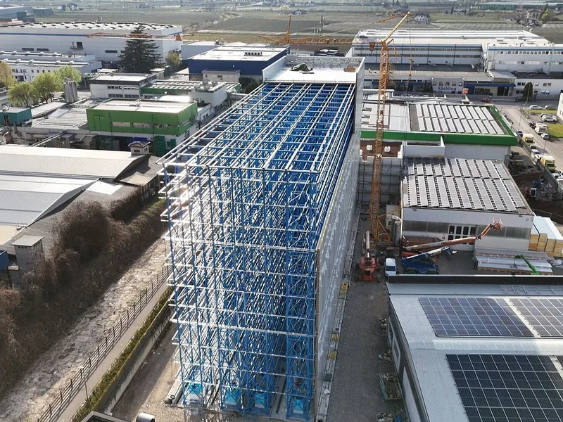 Self-supporting clad-rack warehouse — Bolzano, Italy