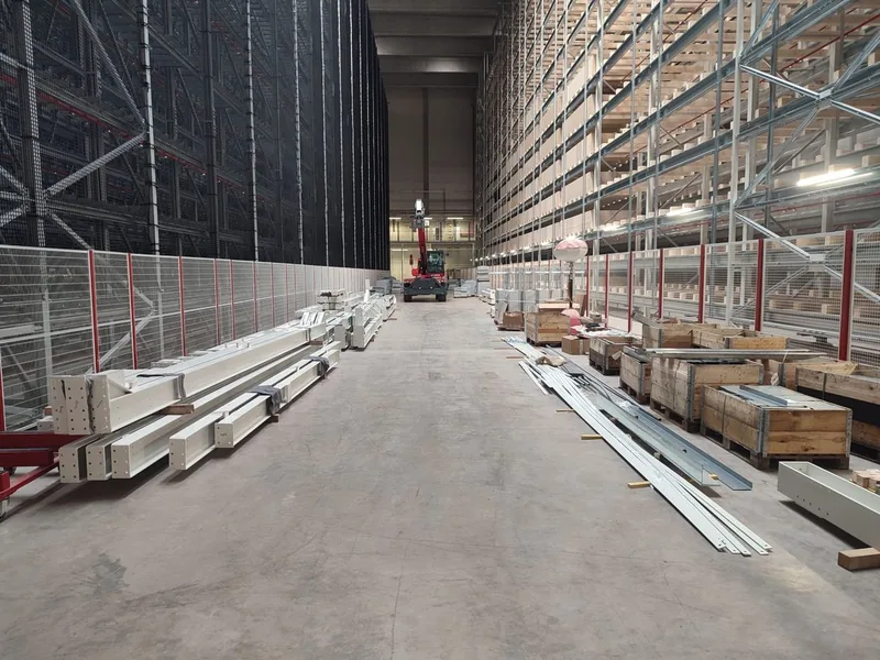 High-bay racking and mezzanine — Saarlouis, Germany